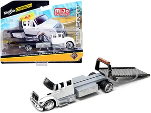 International DuraStar Flatbed Truck White "Elite Transport" Series 1/64 Diecast Model by Maisto