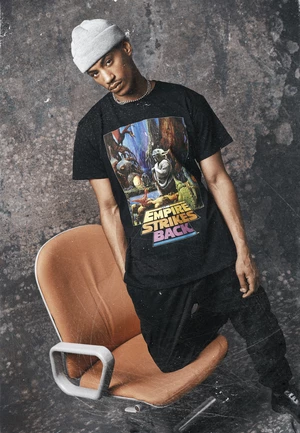 Black T-shirt with Star Wars Yoda poster