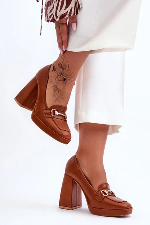 Fashionable Leather Sandals Camel Rouse