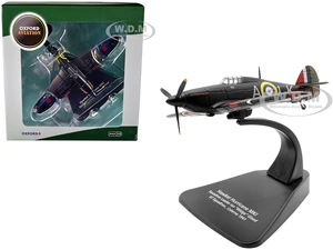 Hawker Hurricane MK I Fighter Plane Squadron Leader Ian "Widge" Gleed 87 Squadron. Colerne England (1941) "Oxford Aviation" Series 1/72 Diecast Model