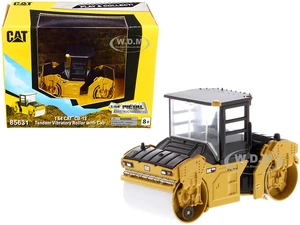 CAT Caterpillar CB-13 Tandem Vibratory Roller with Cab "Play &amp; Collect" Series 1/64 Diecast Model by Diecast Masters