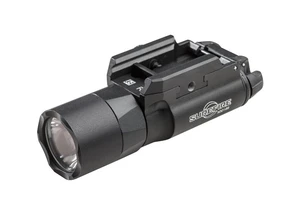 Zbraňová svítilna X300 Ultra SureFire® – Černá (Barva: Černá)