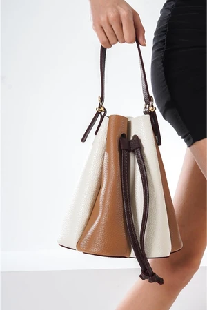 Capone Outfitters Shoulder Bag - White - Plain