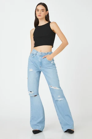 Koton The jeans are a relaxed fit with a high waist and wide legs. - Bianca Jean