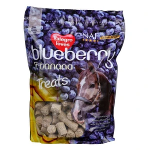 NAF Pamlsky pro koně s borůvkou a banánem blueberry and banana 1 kg