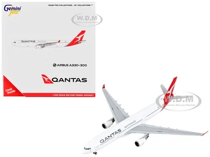 Airbus A330-300 Commercial Aircraft "Qantas Airways - Spirit of Australia" White with Red Tail 1/400 Diecast Model Airplane by GeminiJets