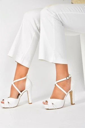Fox Shoes Women's White Platform Thick Heeled Shoes