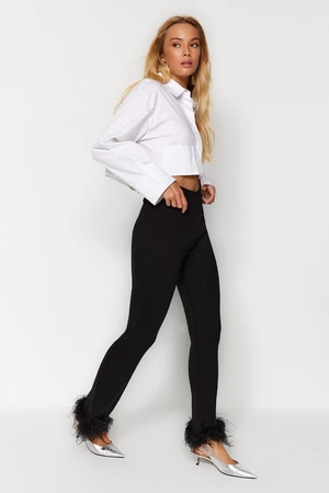Trendyol Black Close-fitting Pants with Fitted Legs