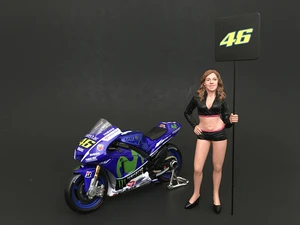 Paddock Girl Figure For 118 Scale Models by American Diorama