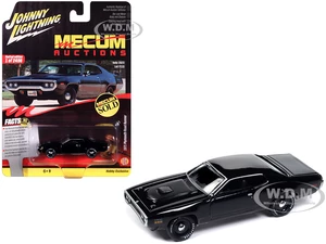 1971 Plymouth Road Runner Black "Mecum Auctions" Limited Edition to 2496 pieces Worldwide "Hobby Exclusive" Series 1/64 Diecast Model Car by Johnny L