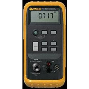Kalibrátor Fluke 717 30G