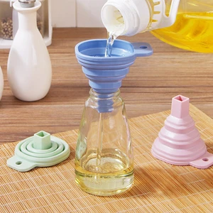 Mini Foldable Funnel Silicone Collapsible Funnel Folding Portable Oil Pot Funnels Hung Household Liquid Dispensing Kitchen Tools