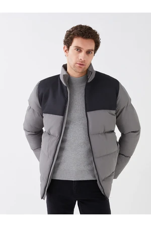 LC Waikiki Standard Fit Stand Up Collar Men's Down Jacket.