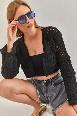 Bianco Lucci Women's Crop Sweater Cardigan