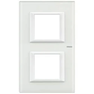 Legrand rám Axolute bílá HA4802M2VBB