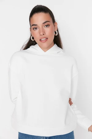 Pletená mikina Trendyol White Basic Regular / Normal Fit fleece s vnútornou kapucňou