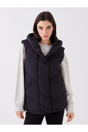 LC Waikiki Women's Hooded Plain Puffer Vest