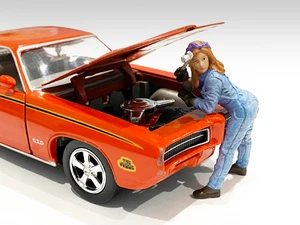 Retro Female Mechanic I Figurine for 1/18 Scale Models by American Diorama