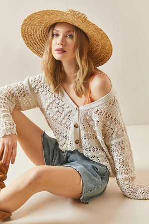 XHAN Beige Openwork Buttoned Crop Cardigan