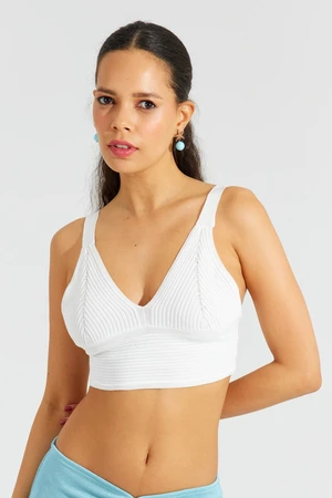 Cool & Sexy Women's White Knitwear Crop Blouse MIW6651