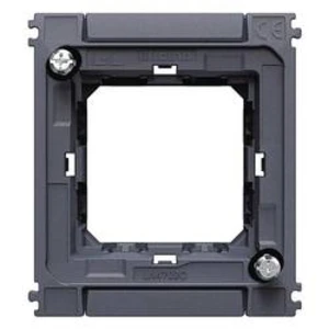 Legrand držák Living&Light LN4702C