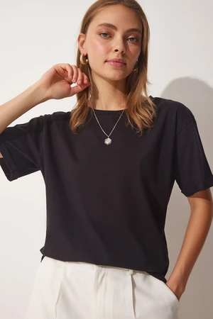 Happiness İstanbul Women's Black Crew Neck Cotton Loose Knitted T-Shirt