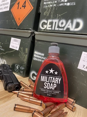 Špeciálne tekuté mydlo na ruky, telo a vlasy Military Soap® – 330 ml, Červená (Farba: Červená, Varianta: 330 ml)