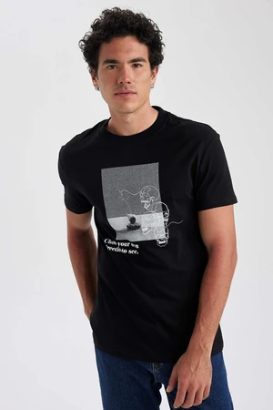 DEFACTO Regular Fit Crew Neck Printed T-Shirt
