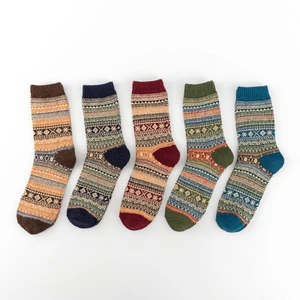5 Pairs Autumn and Winter New Men Thickened Rabbit and Sheep Socks Ethnic Style Square Mid-tube Socks Retro Men Socks Tube Socks