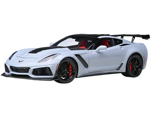 2019 Chevrolet Corvette C7 ZR1 Ceramic Matrix Gray Metallic with Carbon Top 1/18 Model Car by Autoart