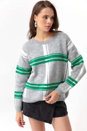 Lafaba Women's Gray Crewneck Plaid Pattern Sweater
