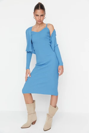 Trendyol Blue Modrý vypasovaný midi úplet Cardigan Dress Suit