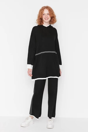 Trendyol Black Hooded Sweatshirt-Pants Knitwear Set with Contrast Stitching Detail