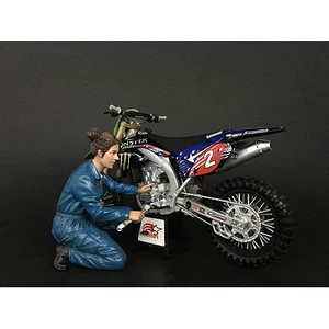Mechanic Chole Figurine for 1/12 Scale Motorcycle Models by American Diorama