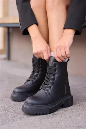 armonika Women's Black Flr1855 Thick Soled Boots with Lace-Up Zippered Side, Warm Lined Boots