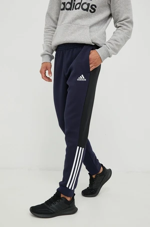 Tepláky adidas pánské, černá barva, s aplikací