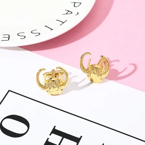Marvel Super Villain Loki Cufflinks God of Evil Gold Color Helmet Cufflinks Mens Business Accessories Jewelry Gift For Fans