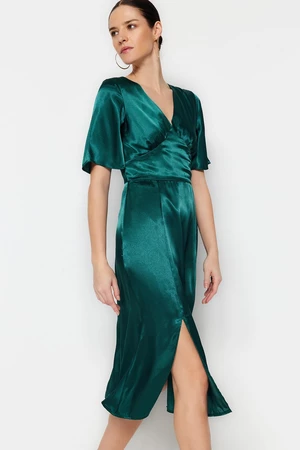 Trendyol Green Plain Fit midi tkané saténové rozparkové šaty s výstrihom do V