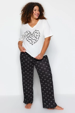 Trendyol Curve White Heart Patterned Knitted Pajama Set