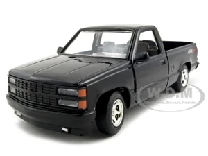 1992 Chevrolet 454 SS Pickup Truck Black 1/24 Diecast Model Car by Motormax