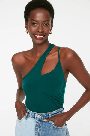 Trendyol smaragdově zelená, jednostranně drapovaná, elastická pletená přiléhavá halenka