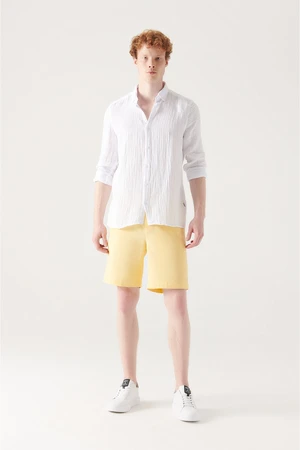 Avva Men's Yellow 100% Cotton Side Pocket Elastic Waist Linen Textured Relaxed Fit Comfy Cut Shorts
