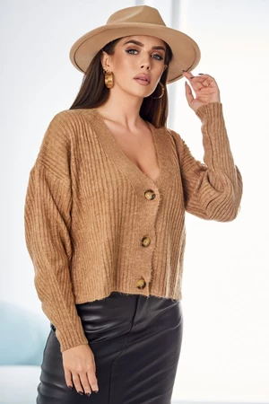 Ribbed sweater with Camel buttons