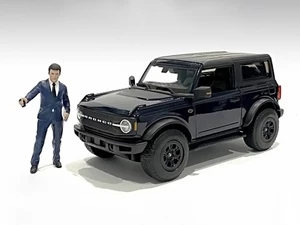 "The Dealership" Male Salesperson Figurine for 1/18 Scale Models by American Diorama