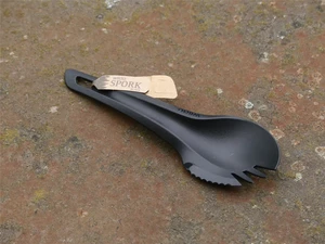 Nástroj Spork 3 v 1 Wildo® – Černá (Barva: Černá)