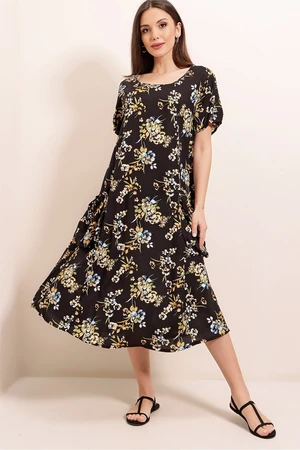 By Saygı Floral Pattern Elastic Pocket Oversized Viscose Dress Black