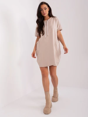 Beige basic dress with short sleeves