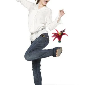 Shuttlecock Portable Soft Touch Fadeless 20cm Chinese Shuttlecock for Student Kick Shuttlecock Kick Shuttlecock