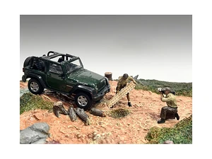 "4X4 Mechanics" 2 Piece Diecast Figure Set 4 for 1/43 Scale Models by American Diorama