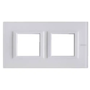 Legrand rám Axolute bílá HA4802M2HVBB